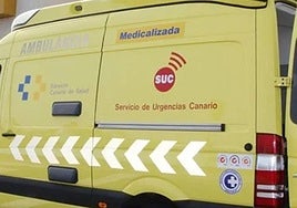 Imagen de archivo de ambulacia del Servicio de Urgencias Canario.