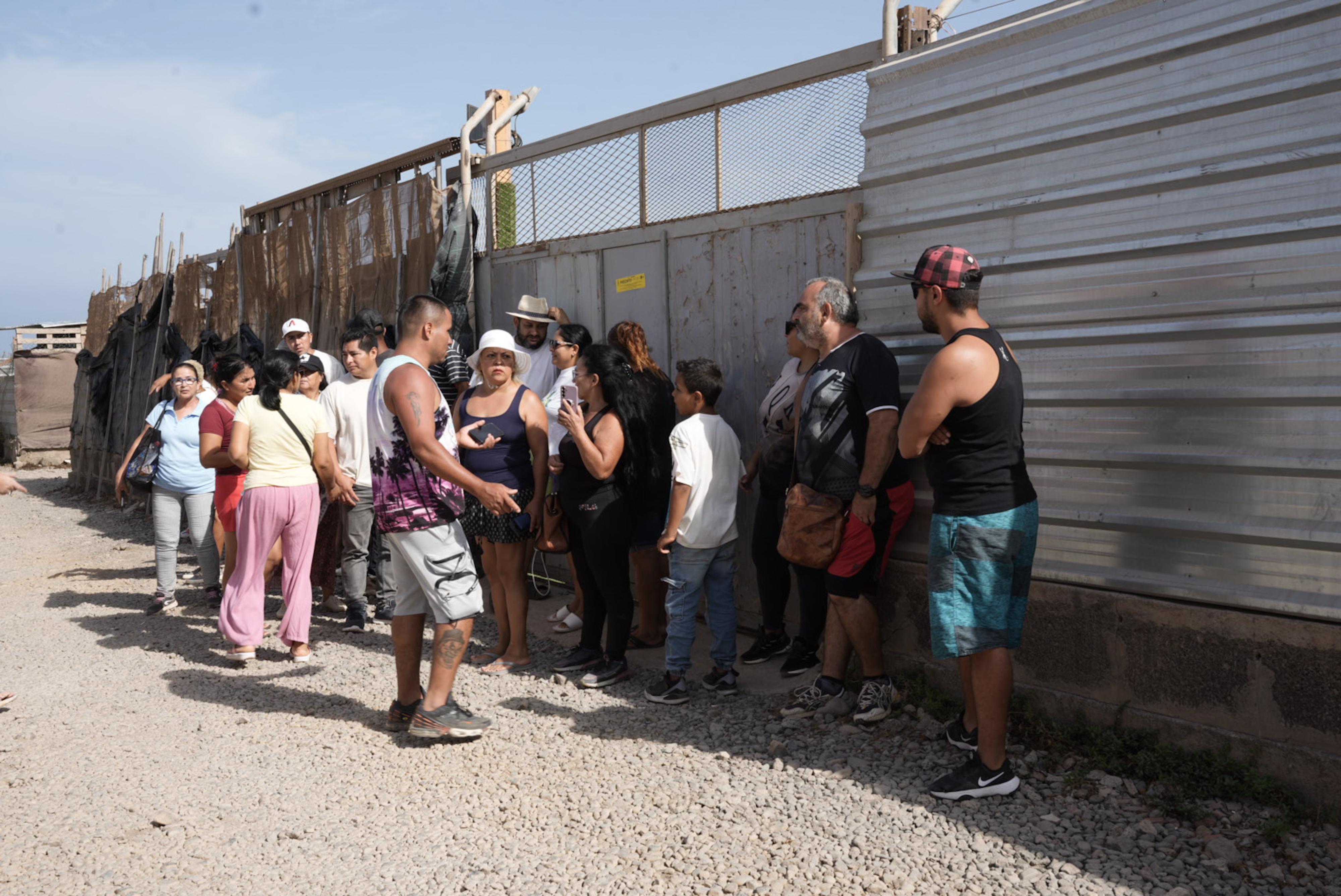 Los residentes en el asentamiento de Bahía de Formas no tienen dónde ir