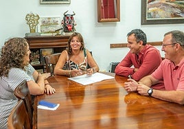 Momento de la firma.