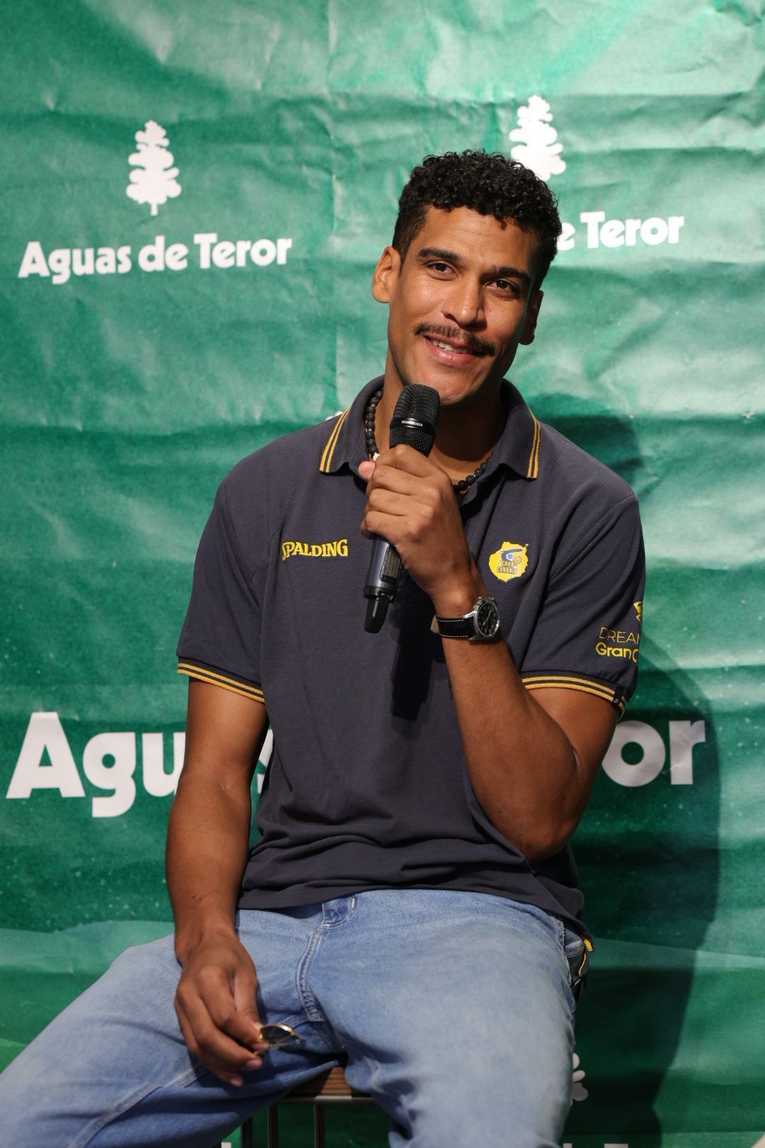 Labeirye ya piensa en amarillo