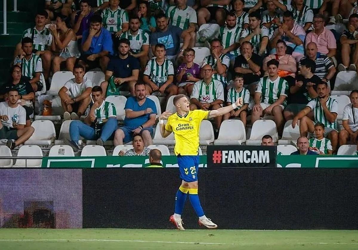Imágenes de archivo de Lukovic en el partido del Córdoba CF - UD Las Palmas