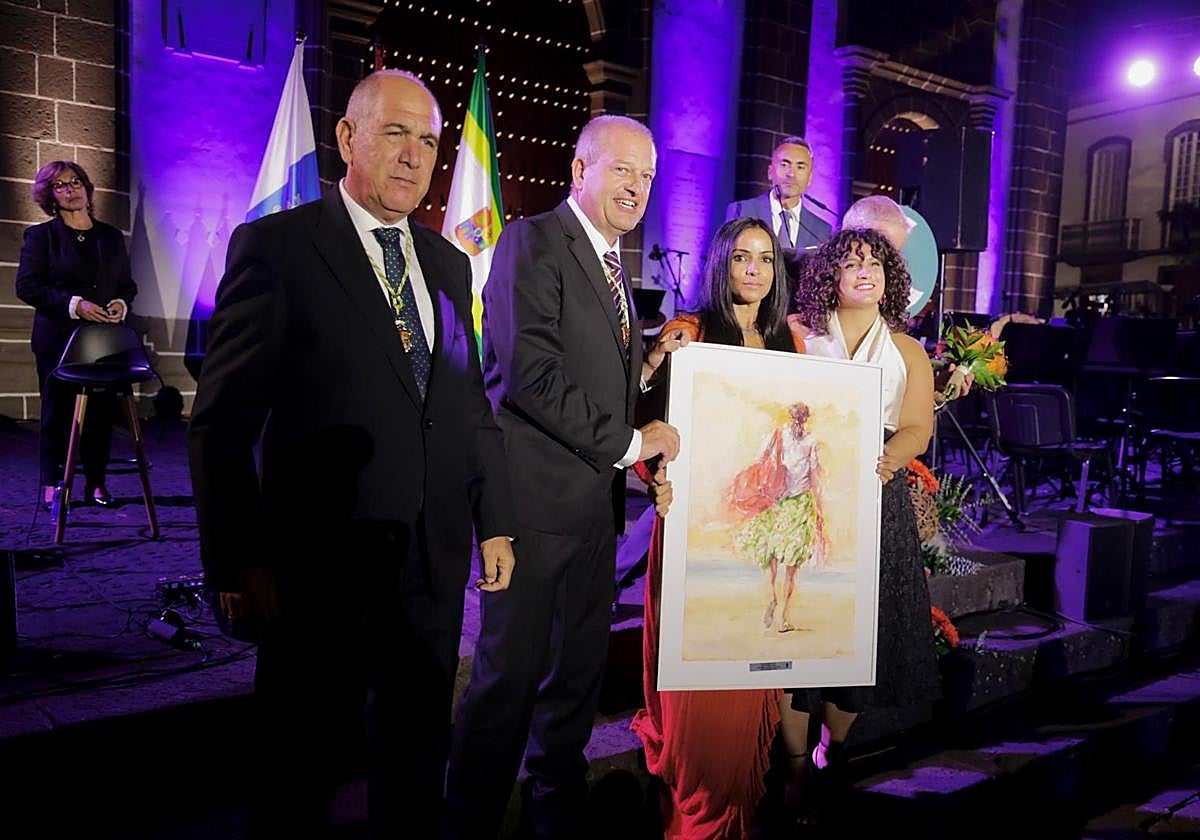 Raquel del Rosario pregona las Fiestas del Pino 2025