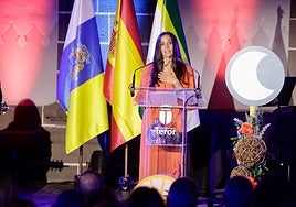 La cantante Raquel del Rosario pregonó las fiestas del Pino de 2025.