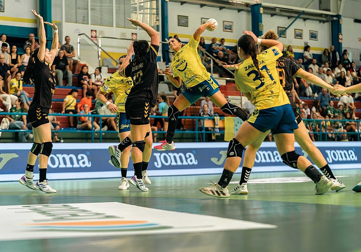 El Rocasa intentará estrenarse con triunfo ante el Granollers en tierras catalanas.