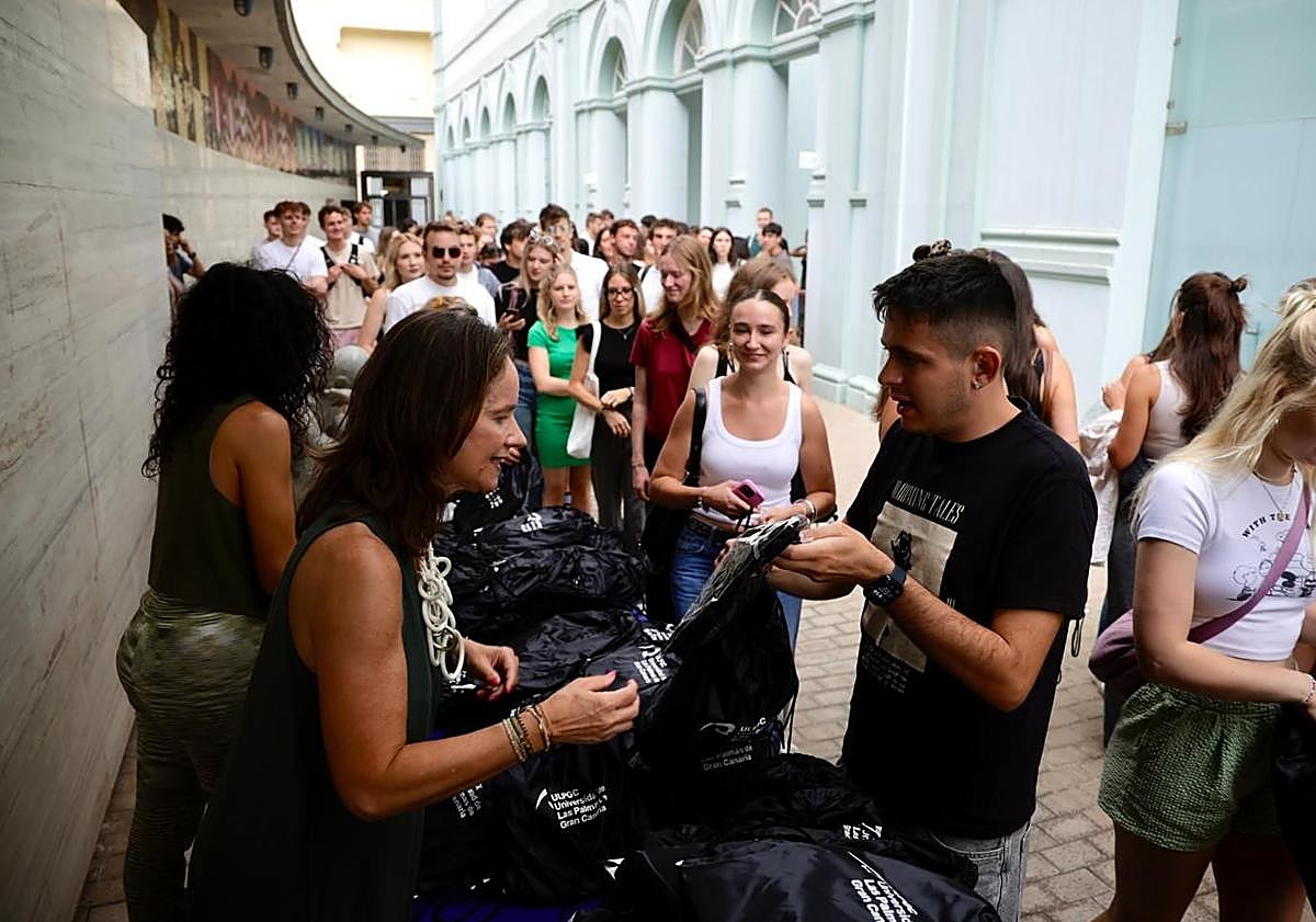 Imagen principal - Bienvenidos «al paraíso»: la ULPGC recibe a sus erasmus
