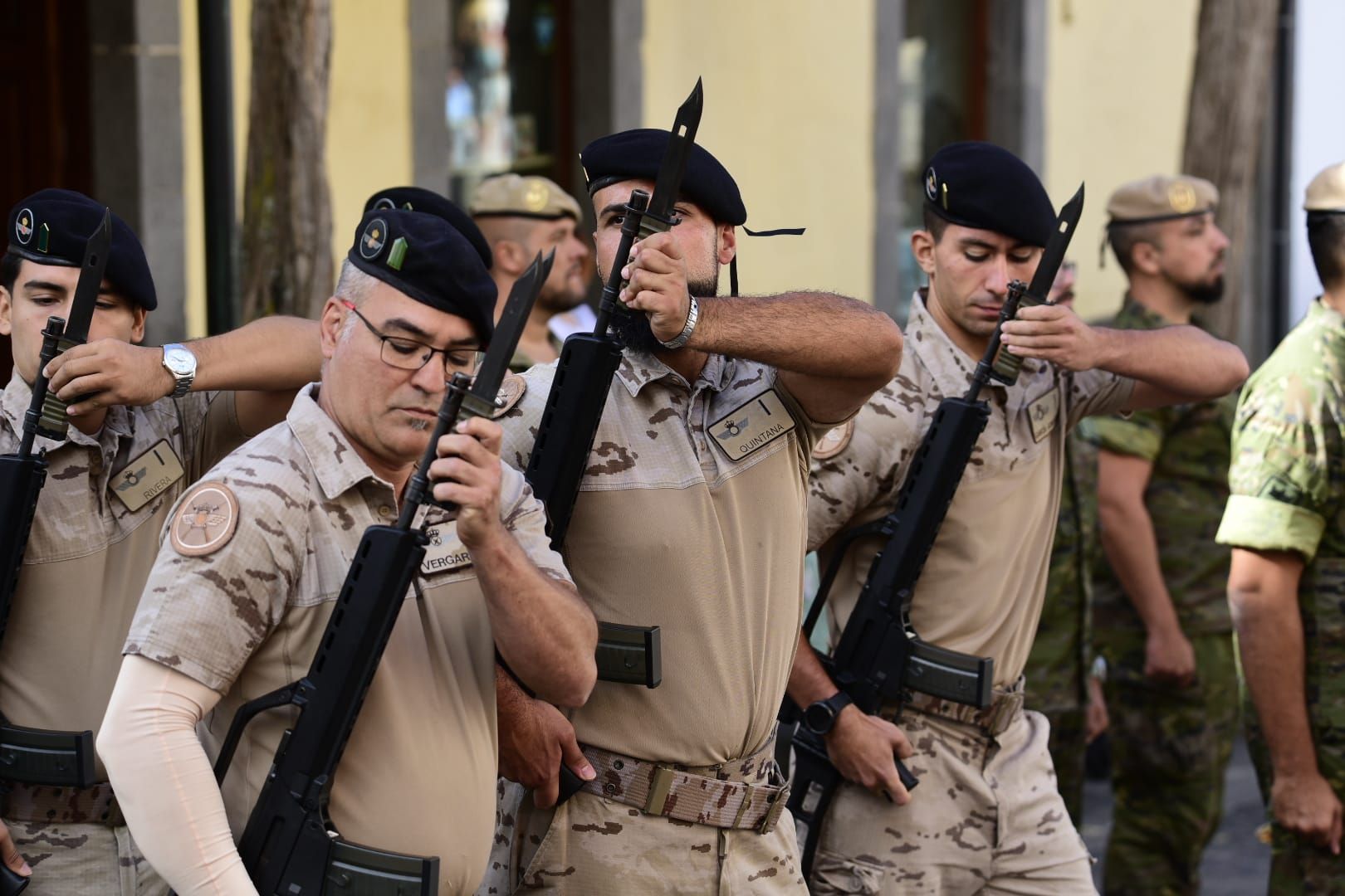 El Ejército de Tierra ensaya el desfile que protagonizará en Teror