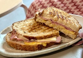 Sándwich mixto de Cuptural Coffee