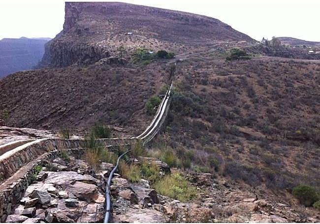 Vista del canal de Las Niñas que suministrará agua al depósito.