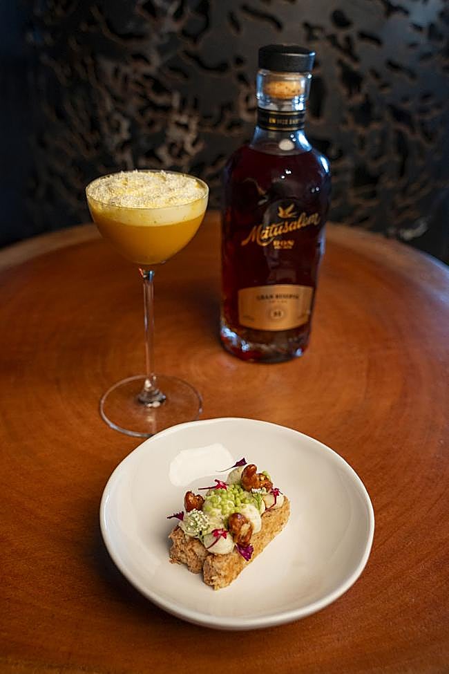 Dacquoise de anacardo