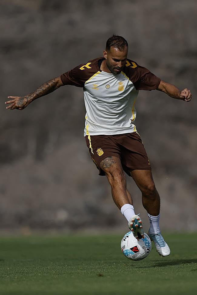 Jesé podría tener sus primeros minutos de la temporada este domingo.