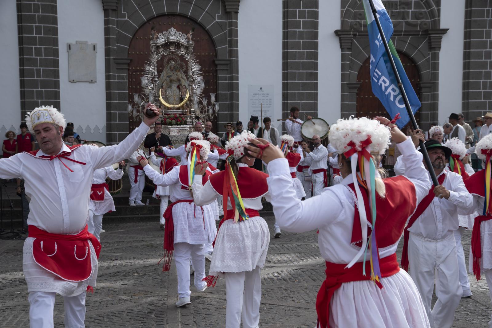 La romería de la Virgen del Pino, en imágenes