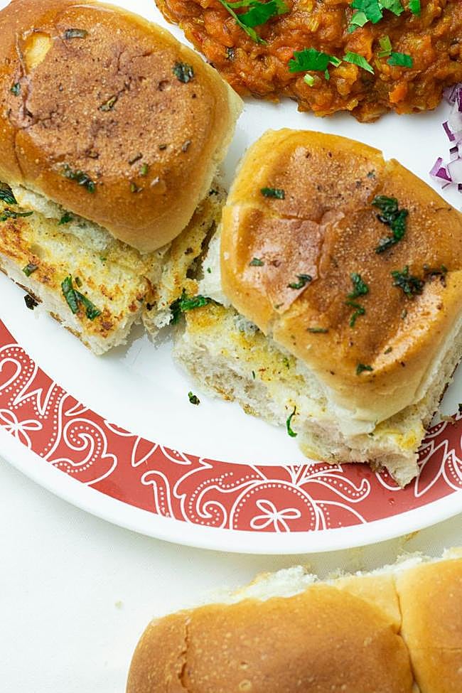 Indian Masala Omelette Sandwich