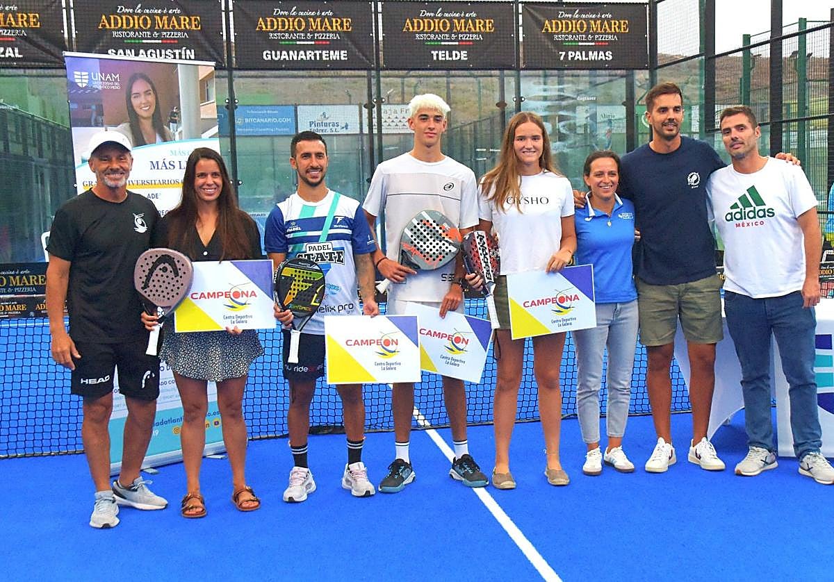 Las parejas ganadoras, al final del torneo.