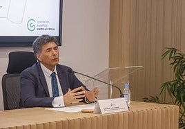 Imagen de archivo de Pedro Lara en la presentación de una campaña de la AECC para promover el cribado de cáncer de colon.