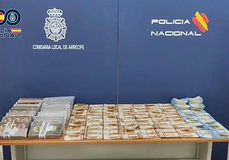 Droga y dinero incautado en la operación policial.