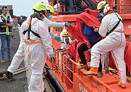 Imagen de archivo de la llegada de personas migrantes a las costas de El Hierro.