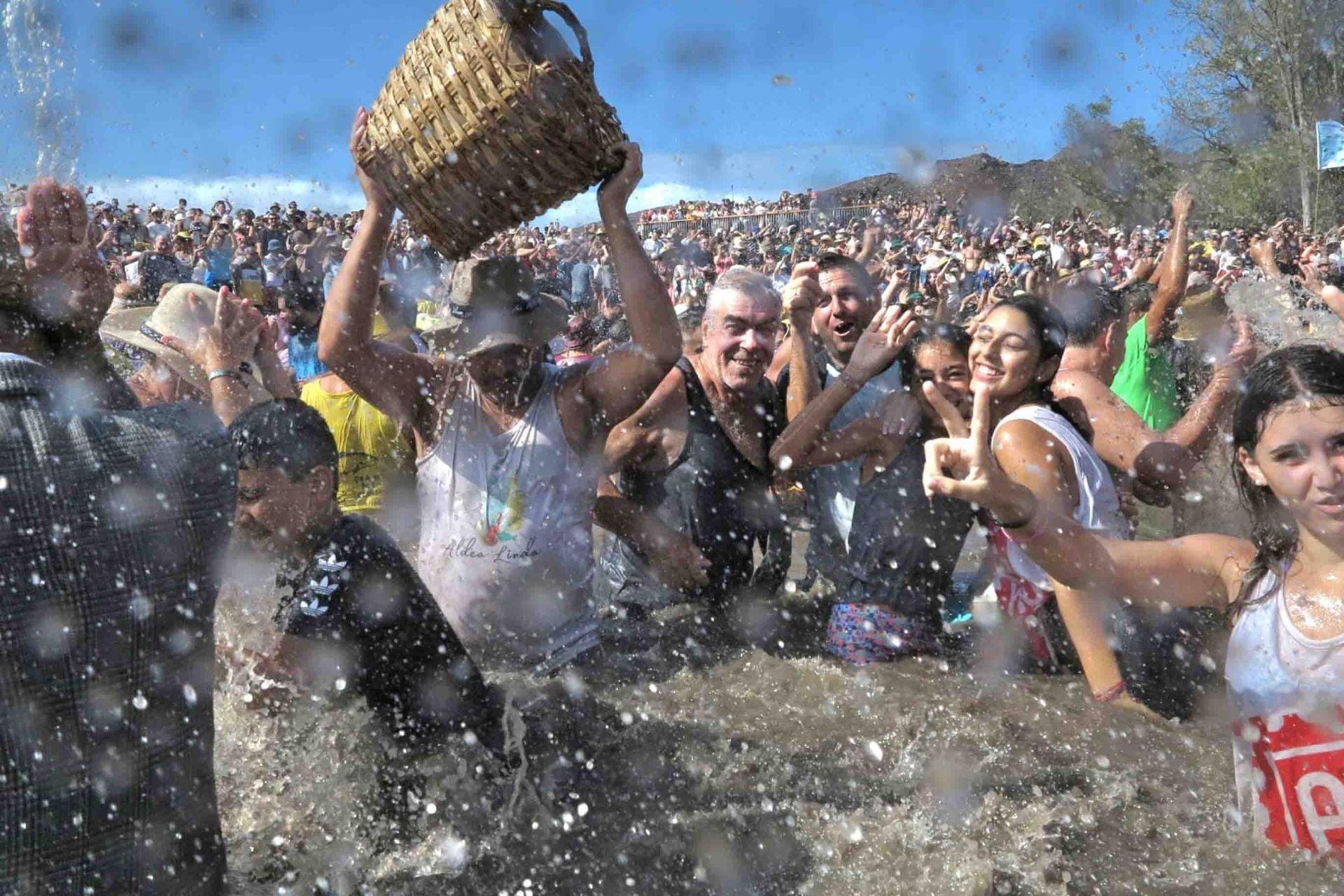 8.000 personas cumplen con El Charco