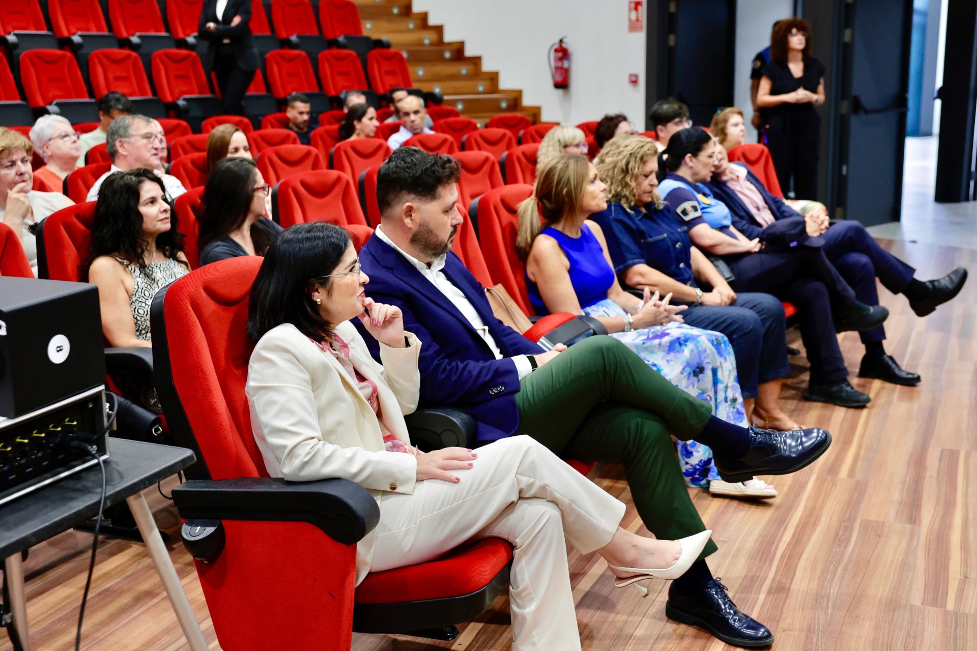 La alcaldesa presenta el acto de nombramiento de los 40 nuevos agentes de movilidad