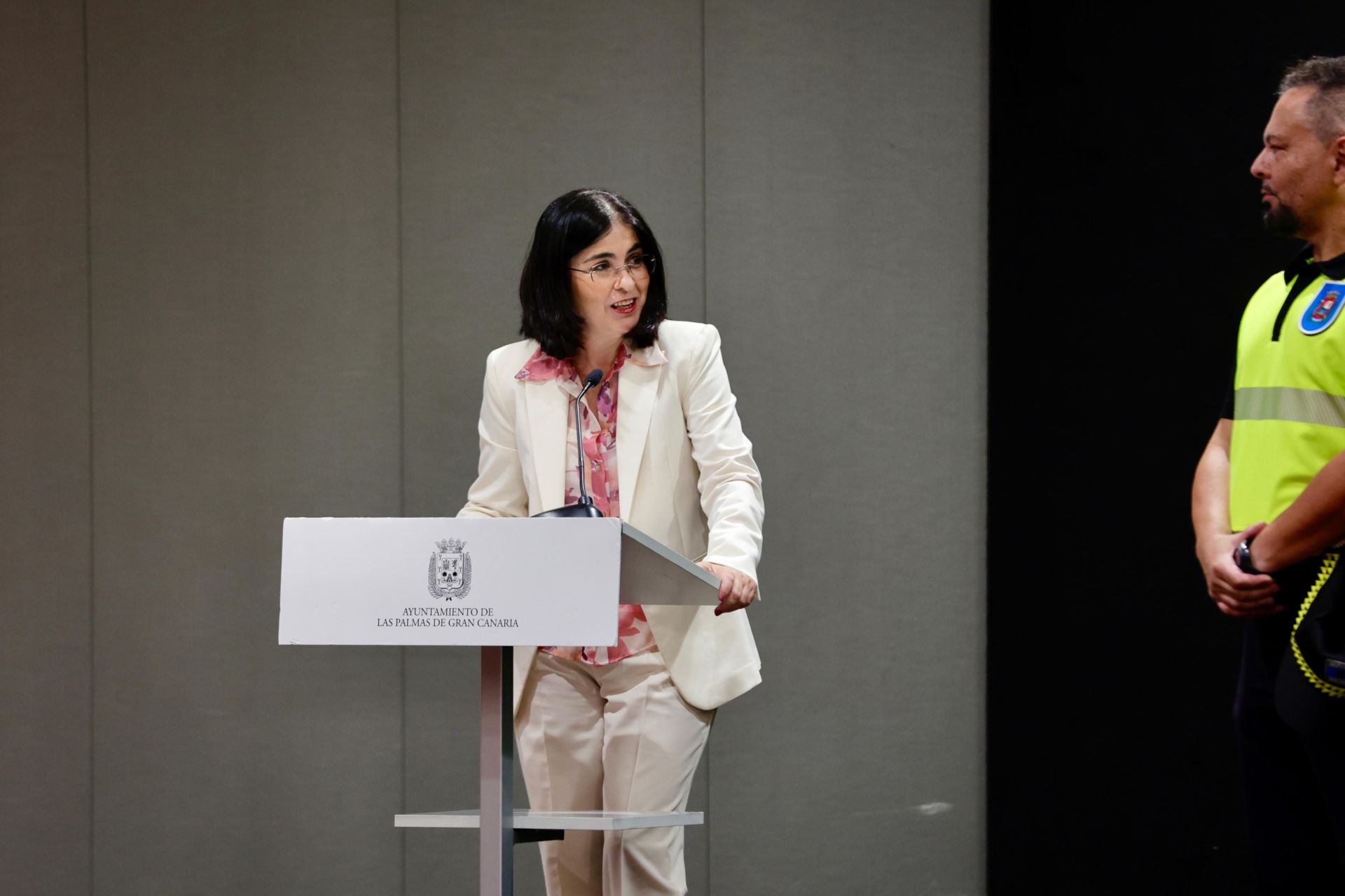 La alcaldesa presenta el acto de nombramiento de los 40 nuevos agentes de movilidad