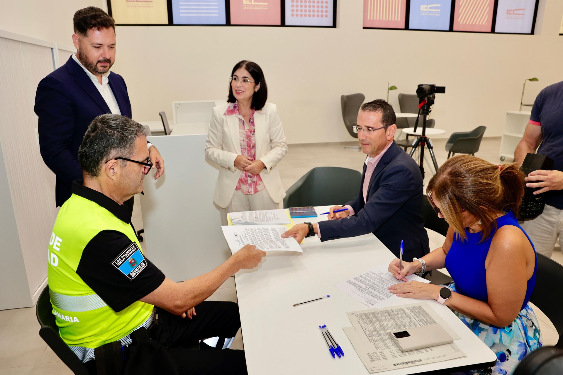 La alcaldesa presenta el acto de nombramiento de los 40 nuevos agentes de movilidad