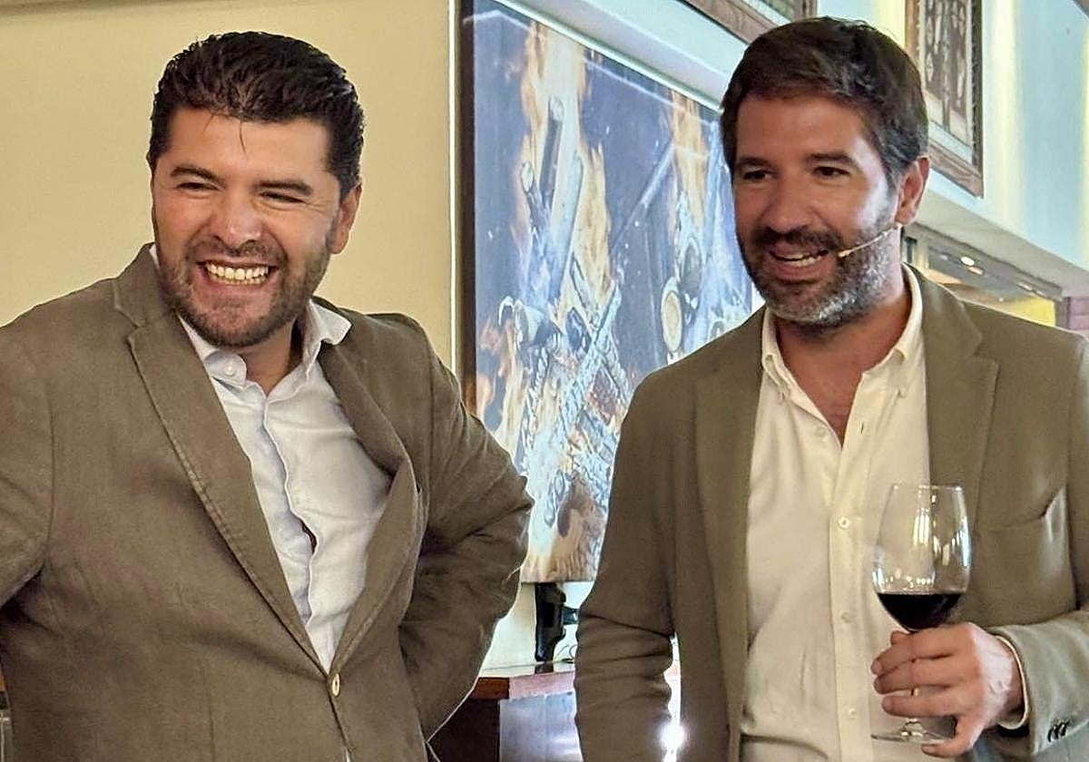 A la izquierda, Mario Gil y Richi Arambarri