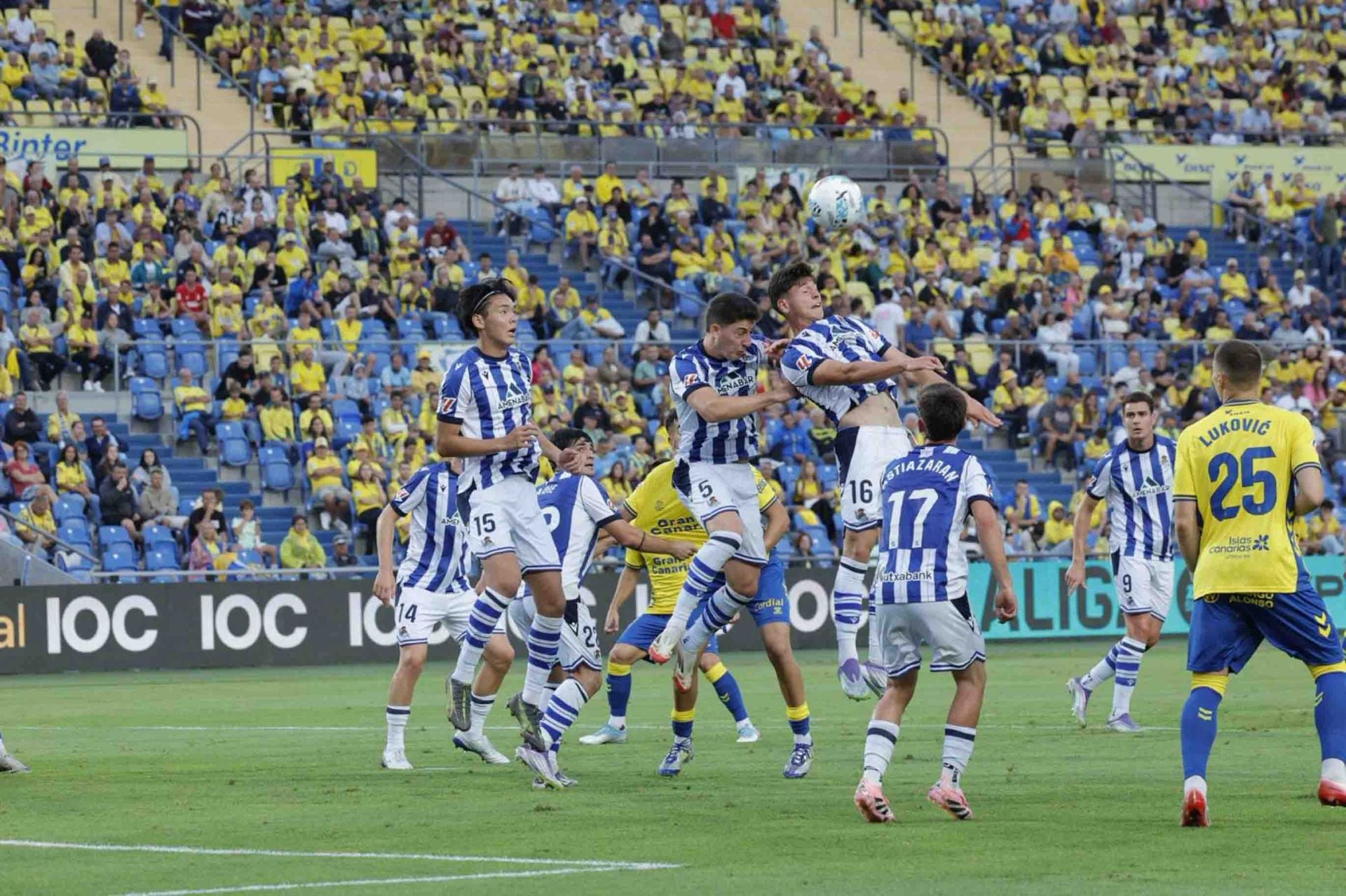 UD Las Palmas ante la Real Sociedad B, en imágenes