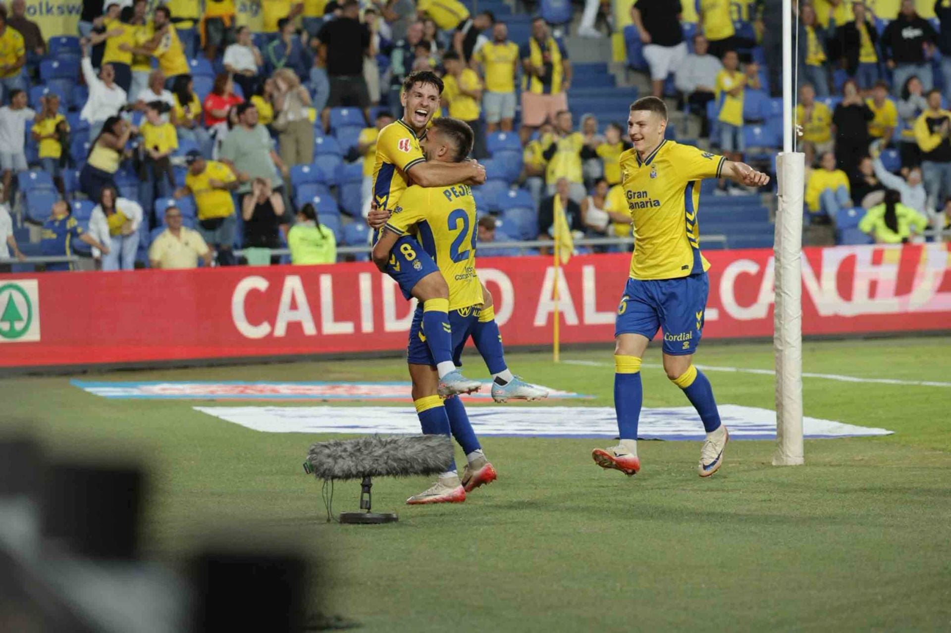 UD Las Palmas ante la Real Sociedad B, en imágenes