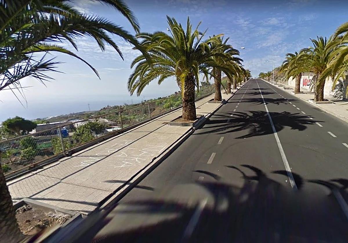 Imagen de la avenida de la Constitución, en Guía de Isora.