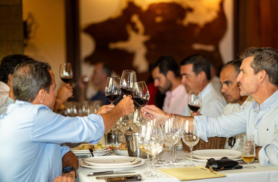 Cata de vino en el Restaurante el Churrasco