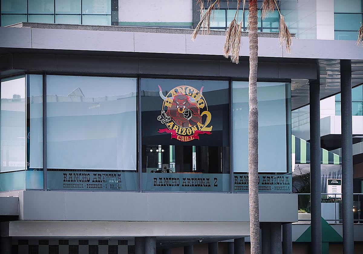 Imagen del exterior de Rancho Arizona 2 Grill, en Las Ramblas Centro.