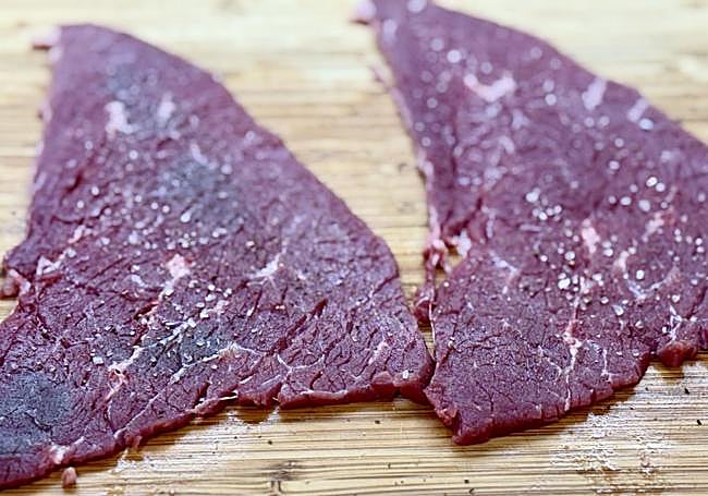 Salpimentamos los filetes