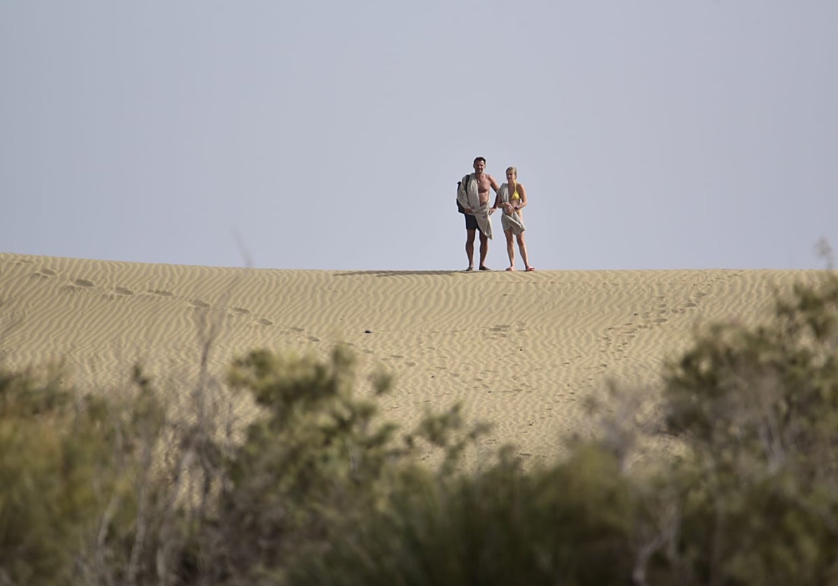 Despliegue de seguridad para proteger las dunas de Maspalomas
