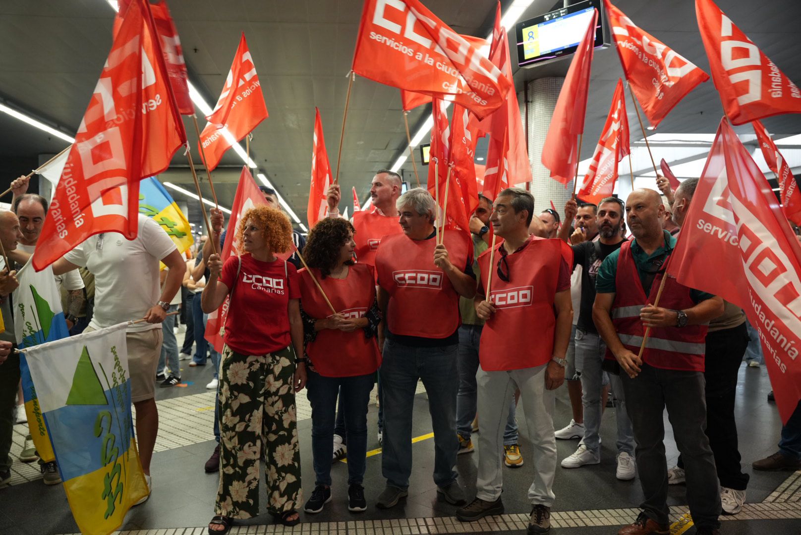 Huelga de transporte en Gran Canaria: las guaguas protestan para reclamar un convenio provincial