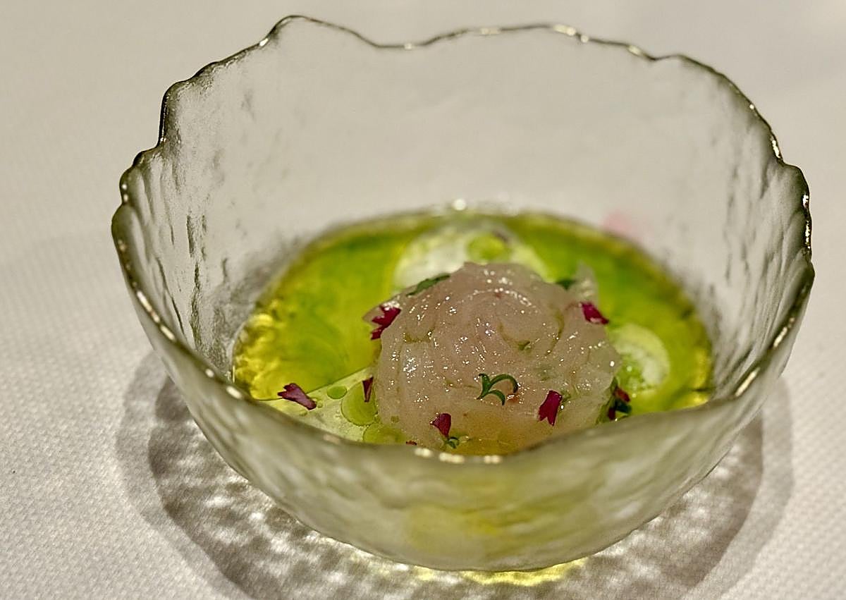 Imagen secundaria 1 - Grissini, lubina y sancocho de Bevir by Lopesan