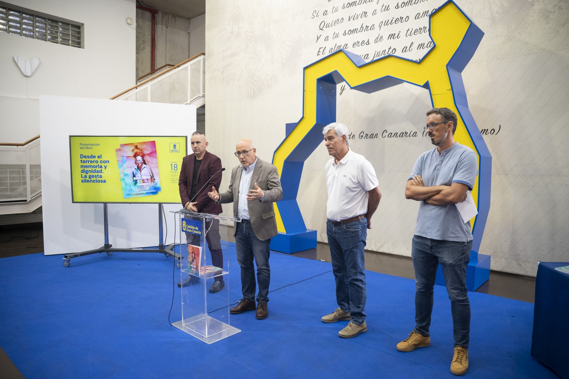 El Cabildo de Gran Canaria se vuelca con el libro &#039;Desde el terrero con memoria y dignidad&#039; sobre el legado del Pollo de La Barranquera I