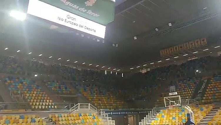 El Gran Canaria Arena estrena su nueva iluminación LED