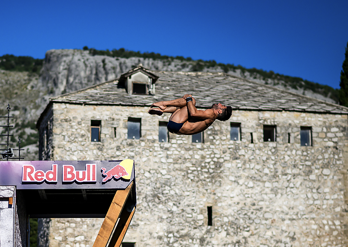 Imagen secundaria 1 - «Ser medallista mundial fue un sueño hecho realidad... y no dudo de que esta modalidad será olímpica»