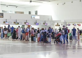 Imagen de archivo de la zona de facturación del aeropuerto de Lanzarote.