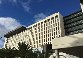 Imagen de archivo del exterior del Hospital Insular.