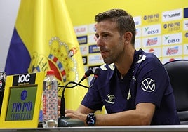 El entrenador de la UD Las Palmas, en rueda de prensa este viernes.