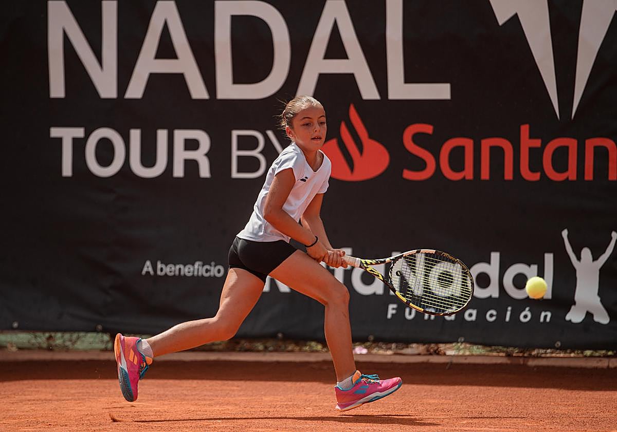 Imagen principal - El tenis canario hace historia con cinco raquetas en las semifinales del Rafa Nadal Tour By Santander