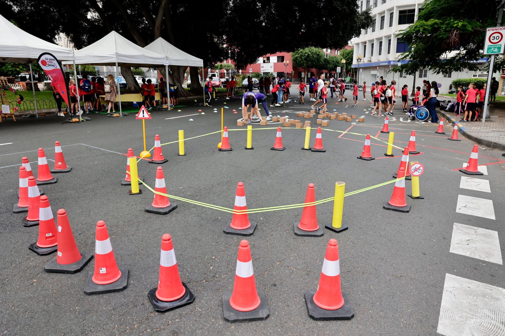 Nueva zona peatonal en el espacio urbano de Arenales