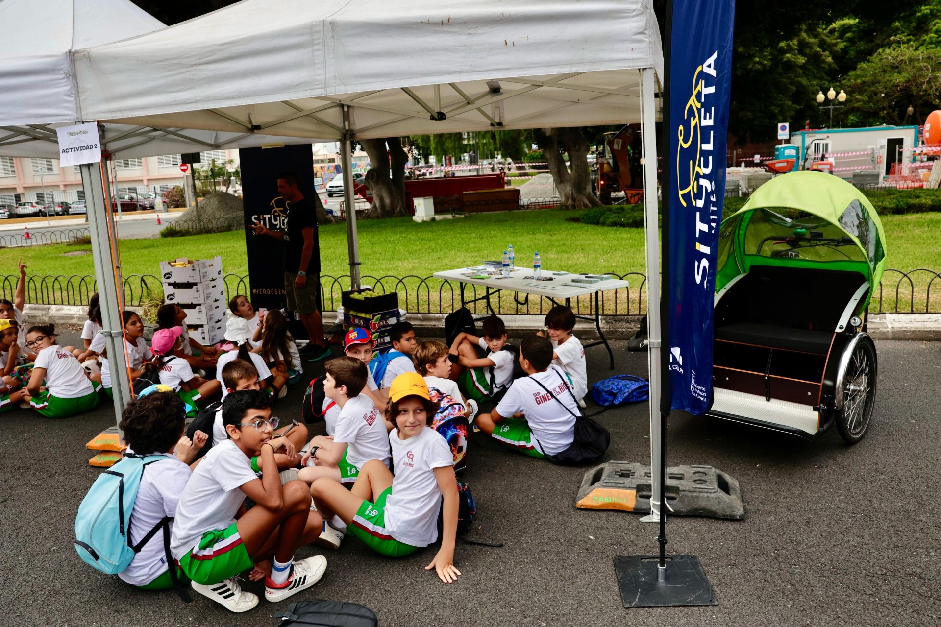 Nueva zona peatonal en el espacio urbano de Arenales