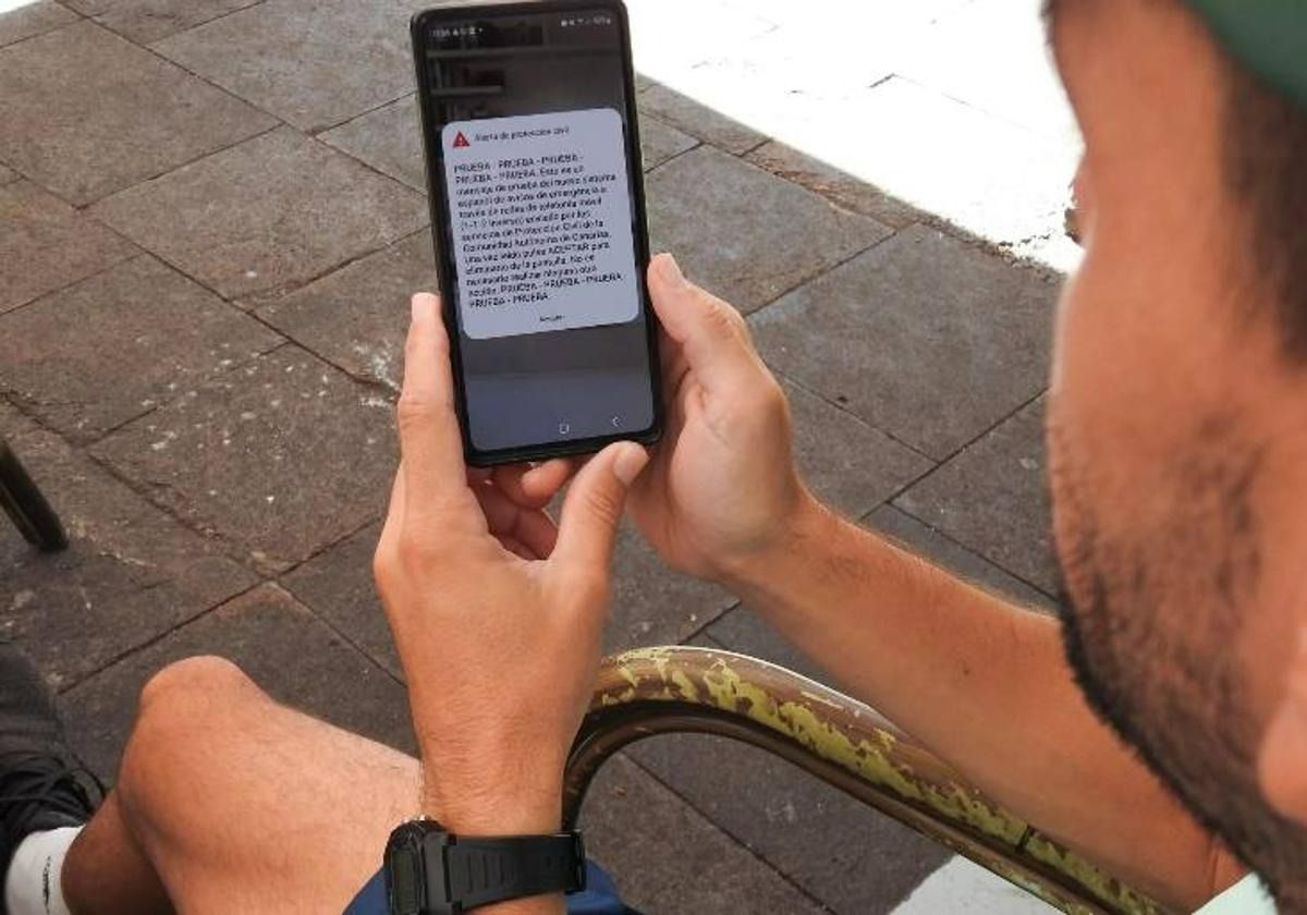 Mensaje de prueba de emergencia que se recibirá a través de los dispositivos móviles.