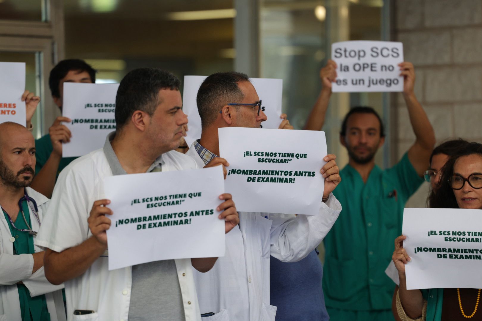 Los médicos arrancan la huelga por la estabilización