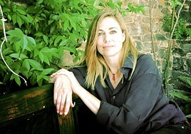 Imagen de Inka Martí, mujer polifacética que compagina la edición en Atlanta, junto a su marido Jacobo Siruela, y la defensa del medio rural.