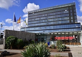 Exteriores de la Ciudad de la Justicia de Las Palmas.