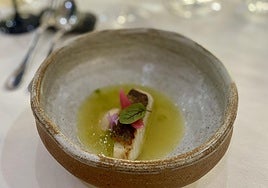 Pescado de temporada y escladón de Casa Romántica