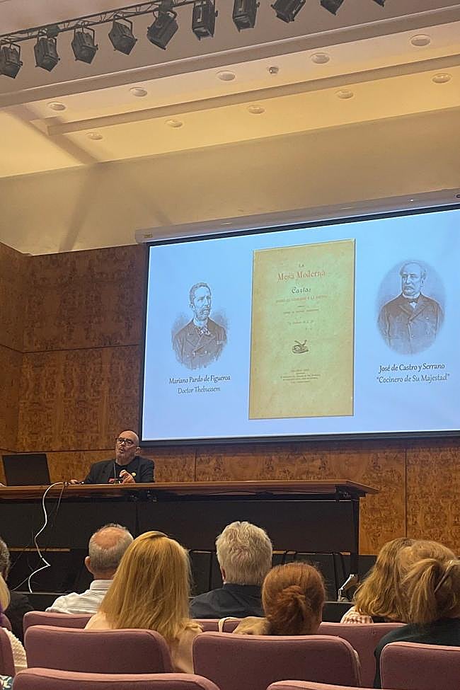 Miguel Ángel Almodóvar durante su intervención