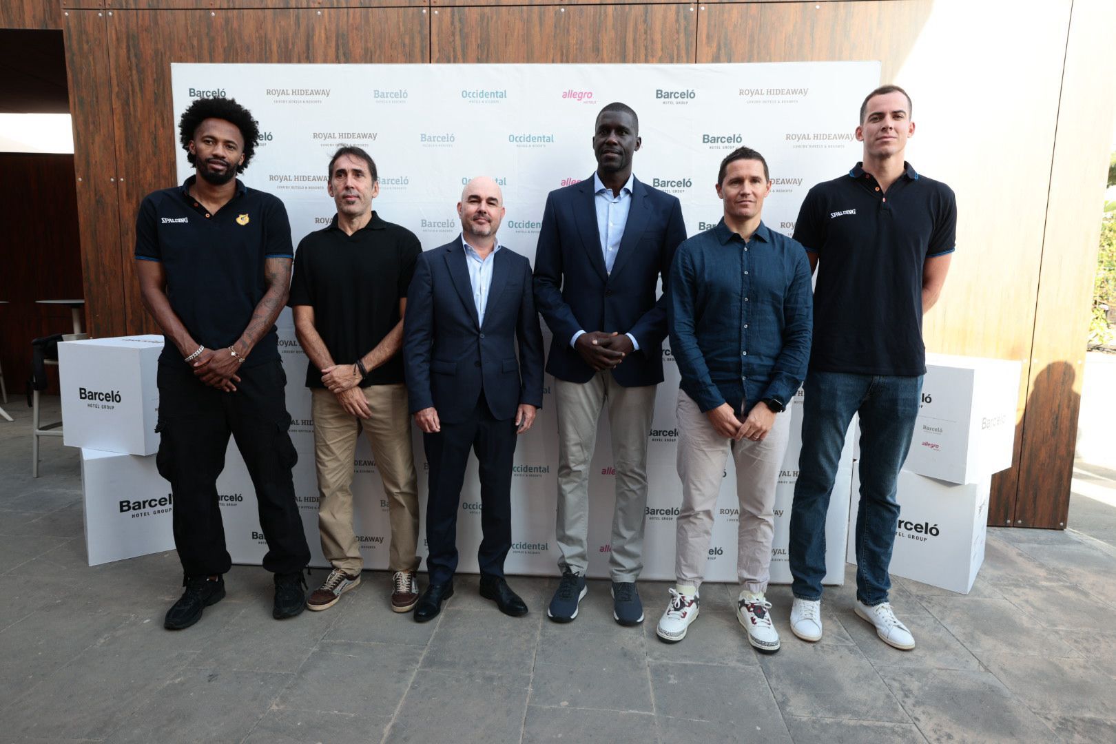 Imagen principal - El Dreamland Gran Canaria, sin complejos ante el campeón 